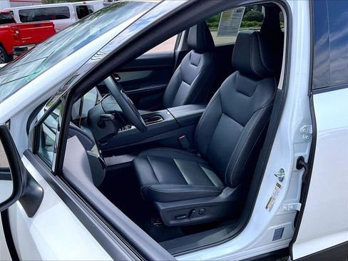 Used 2025 Nissan Murano SL AWD/4WD image 10
