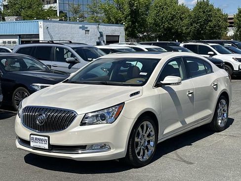 Used 2014 Buick LaCrosse Leather w/ Driver Confidence Package FWD image 4
