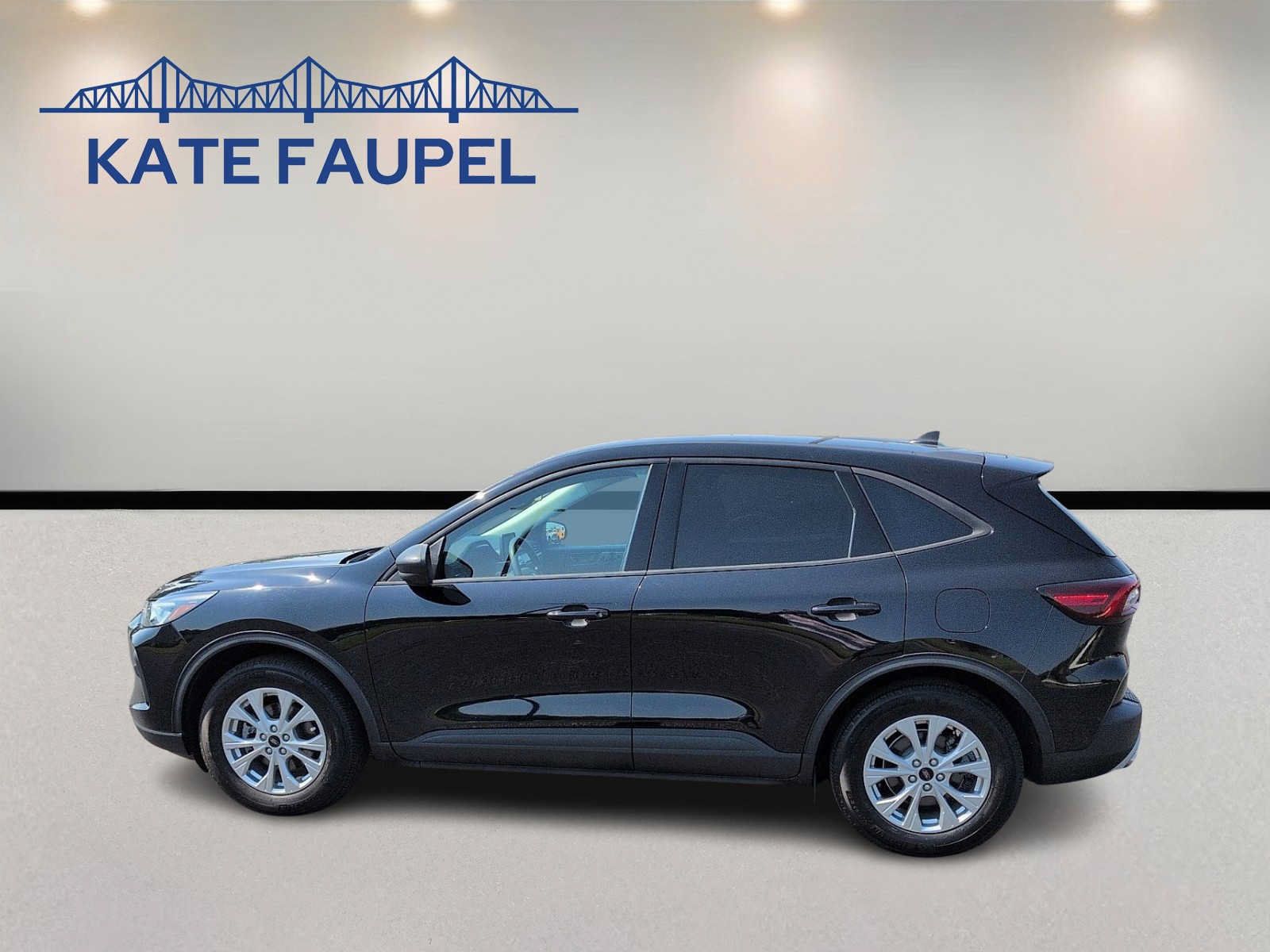 Certified 2025 Ford Escape Active FWD image 4