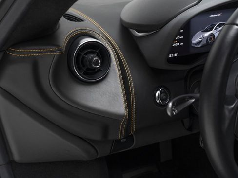 Used 2019 McLaren 600LT image 16