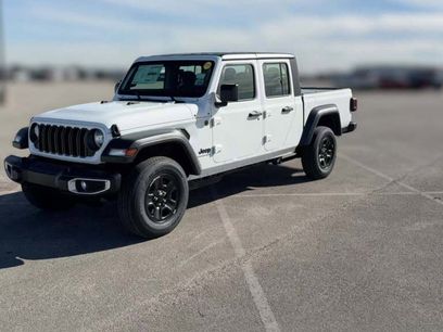 New 2026 Jeep Gladiator Sport