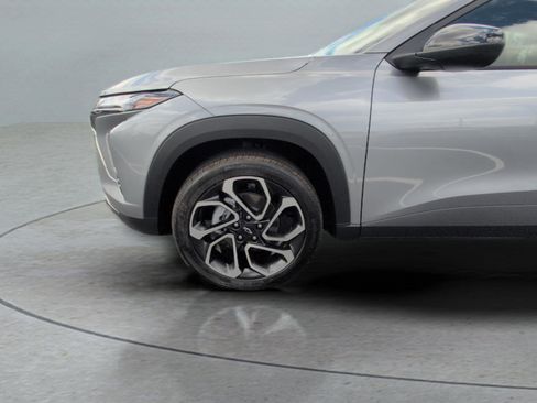 New 2026 Chevrolet Trax RS FWD image 19