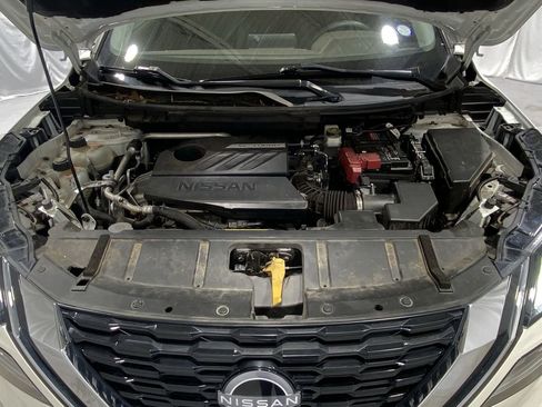 Used 2023 Nissan Rogue SV image 17