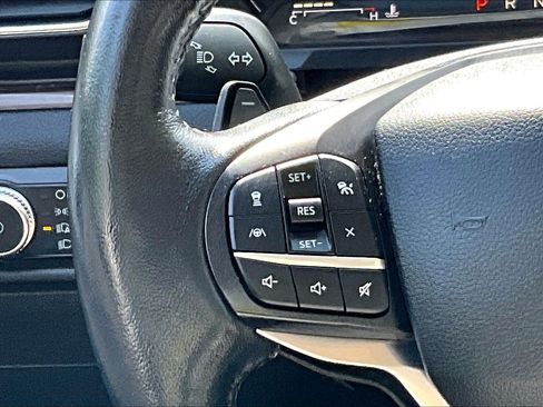 Certified 2020 Ford Explorer Limited AWD/4WD image 17