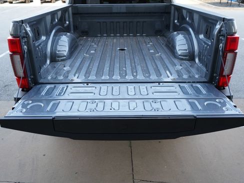 Used 2022 Ford F350 Platinum AWD/4WD image 17