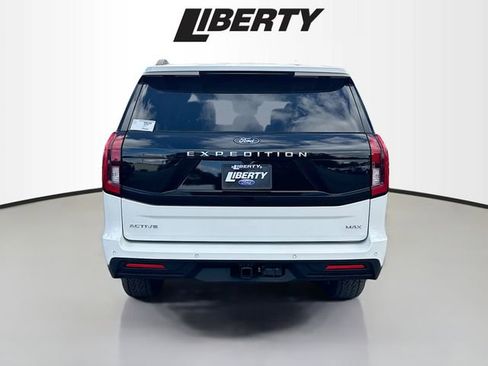 New 2025 Ford Expedition Max Active image 6