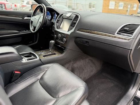 Used 2012 Chrysler 300 C AWD/4WD image 27