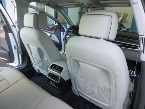 Used 2023 Audi A6 Premium Plus w/ Premium Plus Package AWD/4WD image 34