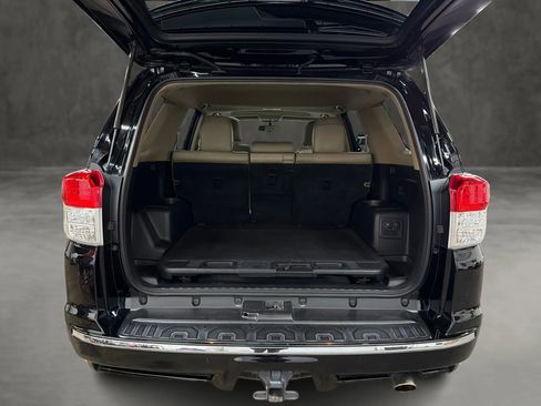 Used 2011 Toyota 4Runner Limited image 12