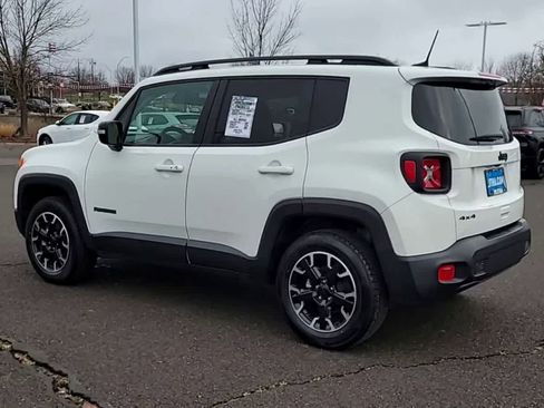Certified 2023 Jeep Renegade Latitude image 6