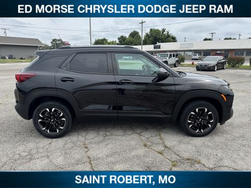 Used 2021 Chevrolet TrailBlazer LT w/ Convenience Package AWD/4WD image 38