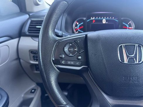 Used 2019 Honda Pilot LX image 36