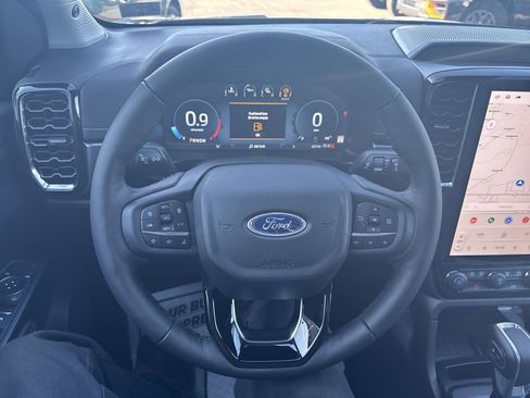 New 2025 Ford Ranger Lariat w/ Trailer Tow Package image 18