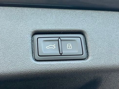 New 2025 Audi Q5 Premium Plus image 54