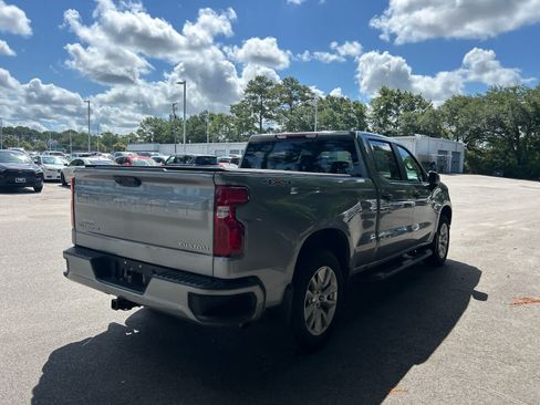 Used 2024 Chevrolet Silverado 1500 Custom AWD/4WD image 3