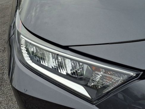 Used 2020 Toyota RAV4 XLE w/ All Weather Liner Package image 9