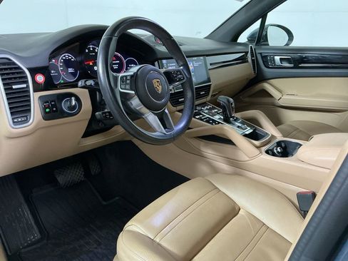 Used 2019 Porsche Cayenne AWD/4WD image 20