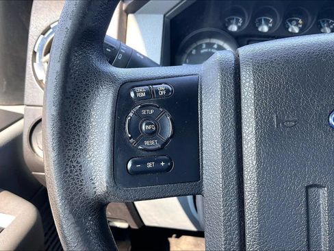 Used 2012 Ford F250 XLT w/ XLT Interior Pkg AWD/4WD image 12