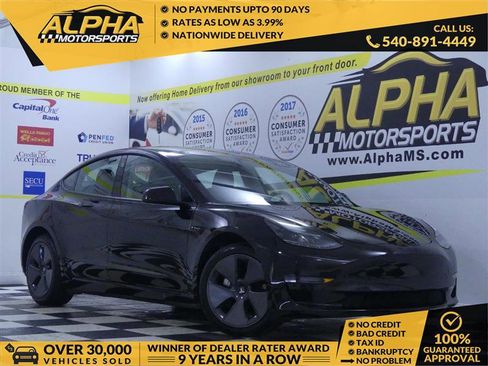 Used 2023 Tesla Model 3 Standard Range RWD image 1