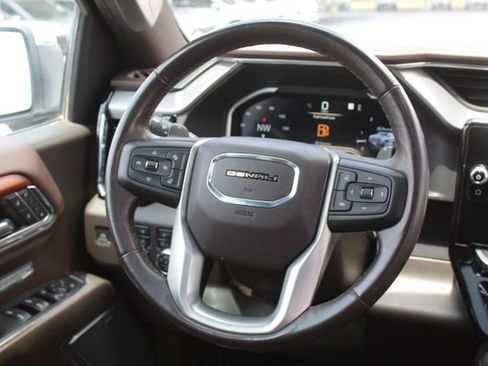 Used 2023 GMC Sierra 1500 Denali w/ Denali Reserve Package AWD/4WD image 24