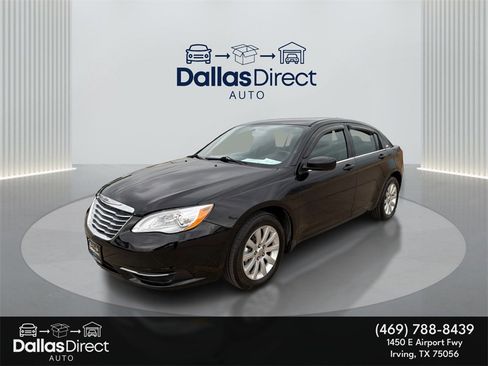 Used 2013 Chrysler 200 Touring image 2