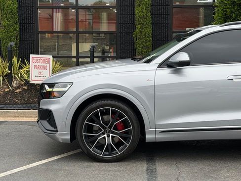 Used 2019 Audi Q8 Premium Plus w/ Premium Plus AWD/4WD image 10