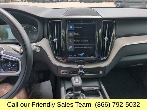 Used 2021 Volvo XC60 T5 Inscription AWD/4WD image 17
