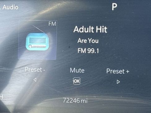 Used 2023 Jeep Grand Cherokee L Laredo image 16