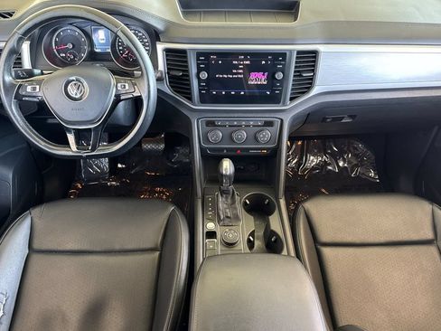 Used 2018 Volkswagen Atlas SE AWD/4WD image 12