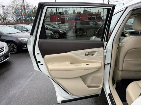 Used 2017 Nissan Murano SL image 42