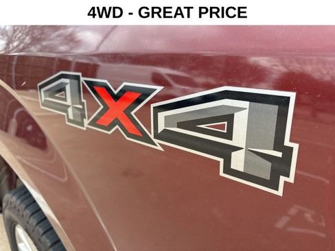 Used 2017 Ford F150 XLT w/ Equipment Group 302A Luxury image 10