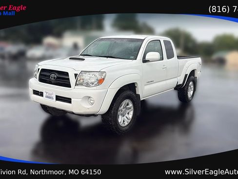 Used 2006 Toyota Tacoma 4x4 Access Cab V6 w/ TRD Sport Pkg #1 image 1
