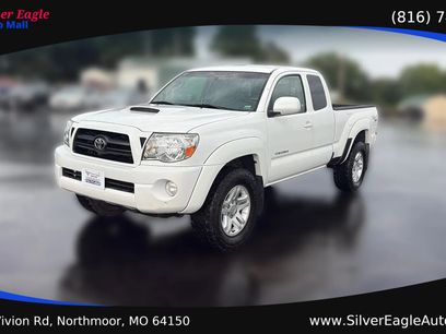 Used 2006 Toyota Tacoma 4x4 Access Cab V6 w/ TRD Sport Pkg #1