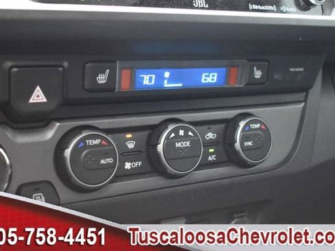 Used 2021 Toyota Tacoma TRD Off-Road image 36