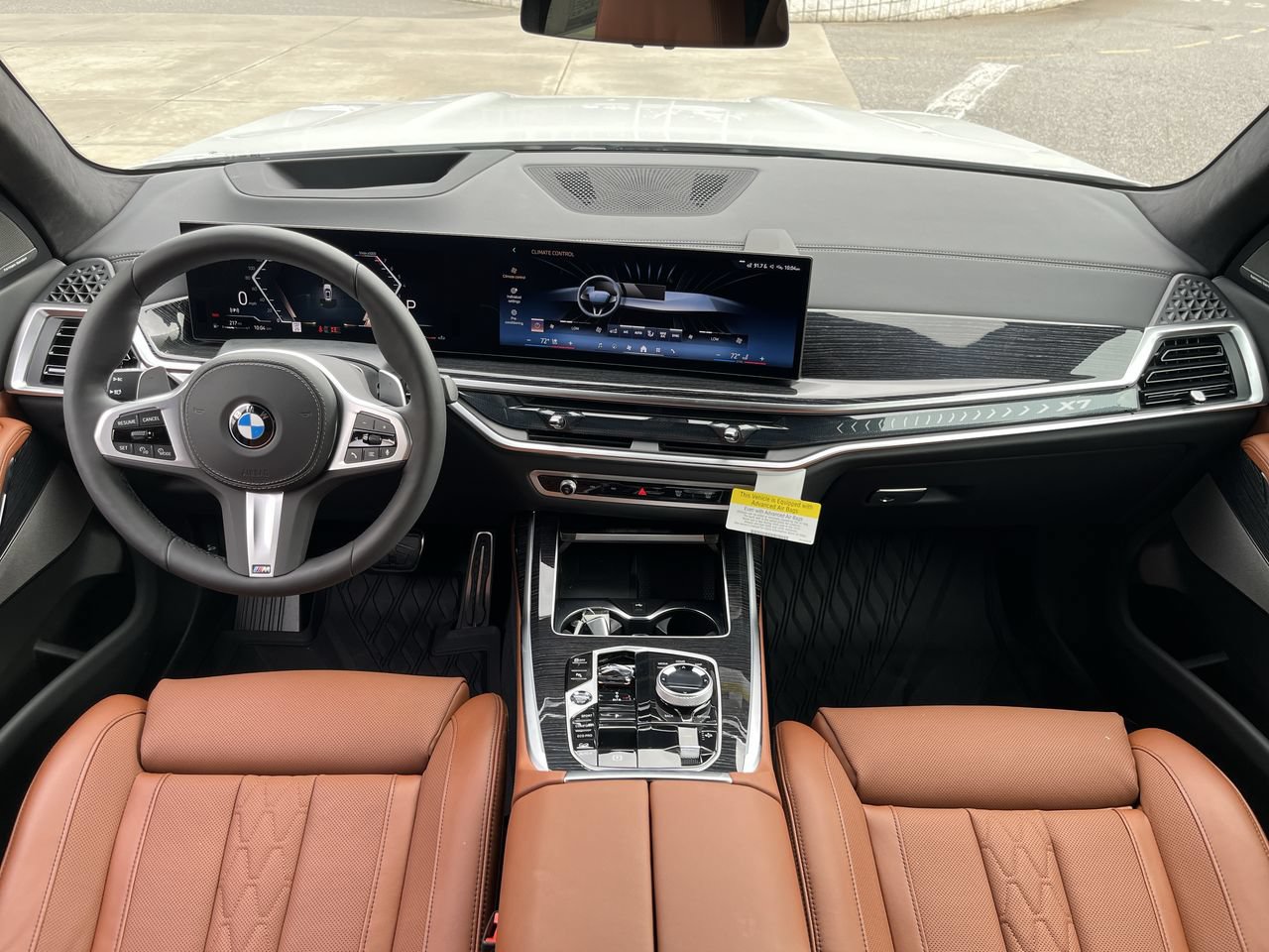 Used 2027 BMW X7 xDrive40i w/ M Sport Package AWD/4WD image 29