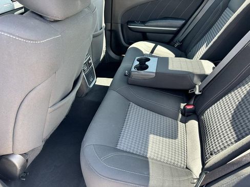 Used 2023 Dodge Charger SXT image 7