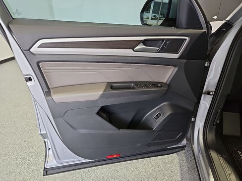 Certified 2023 Volkswagen Atlas SE FWD image 15
