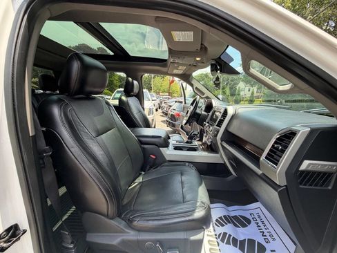 Used 2017 Ford F150 Lariat w/ Equipment Group 502A Luxury AWD/4WD image 24