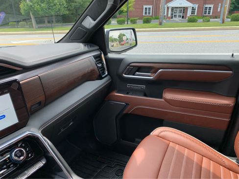 Used 2025 GMC Sierra 1500 Denali Ultimate AWD/4WD image 21