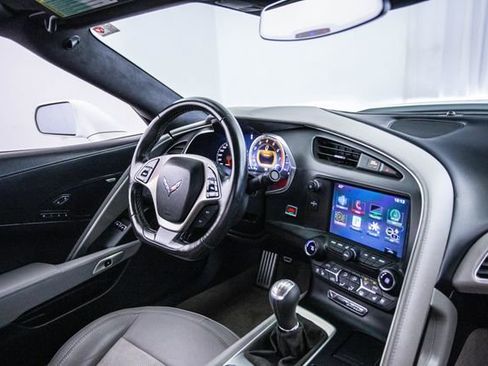 Used 2016 Chevrolet Corvette 2dr Stingray Z51 Coupe w/ 3LT Preferred Equipment Group image 4