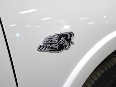 New 2026 RAM 1500 4x4 Crew Cab image 39