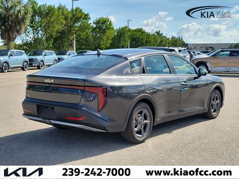 New 2026 Kia K4 FWD image 6