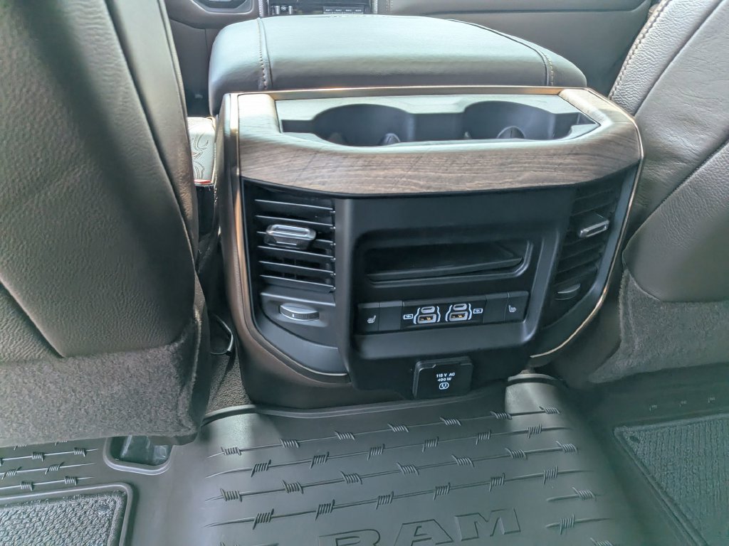 Used 2026 RAM 2500 Limited AWD/4WD image 37