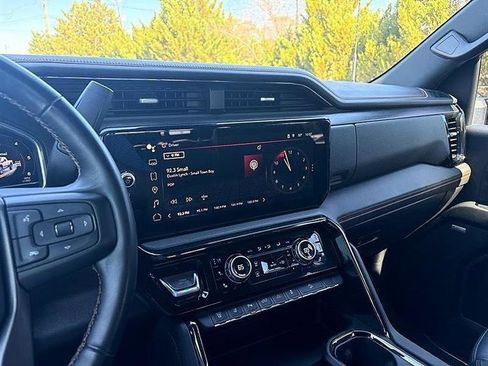 Used 2024 GMC Sierra 2500 AT4 w/ Max Trailering Package image 39