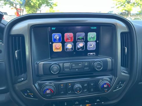 Used 2018 Chevrolet Silverado 1500 High Country AWD/4WD image 37