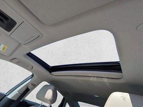 Used 2025 Honda Accord Touring image 14