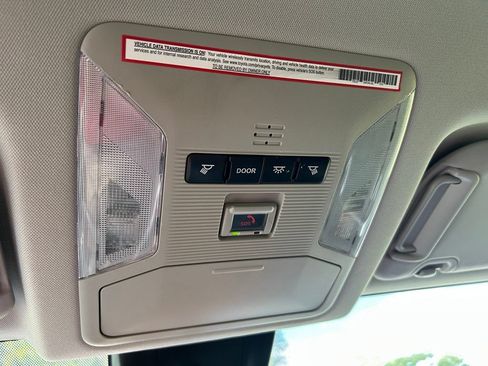 Used 2021 Toyota RAV4 XLE FWD image 30