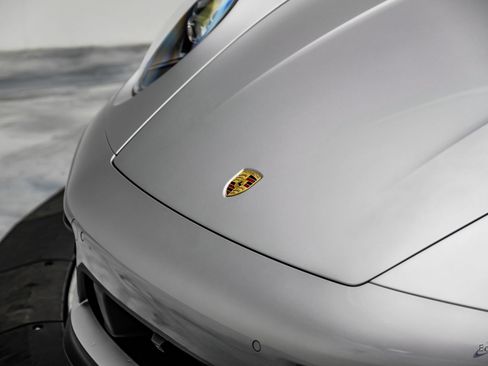 Used 2024 Porsche 911 Carrera GTS image 33