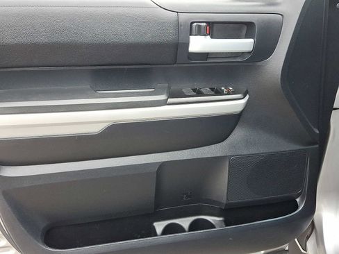 Used 2018 Toyota Tundra SR5 image 14