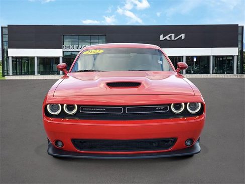 Used 2022 Dodge Challenger GT image 4